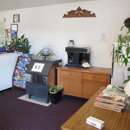 Economy Inn Ontario Kültér fotó